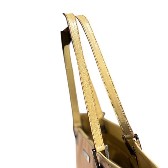 Gucci Pink Canvas Top Handle Bag 
COA included - Picture 10 of 14